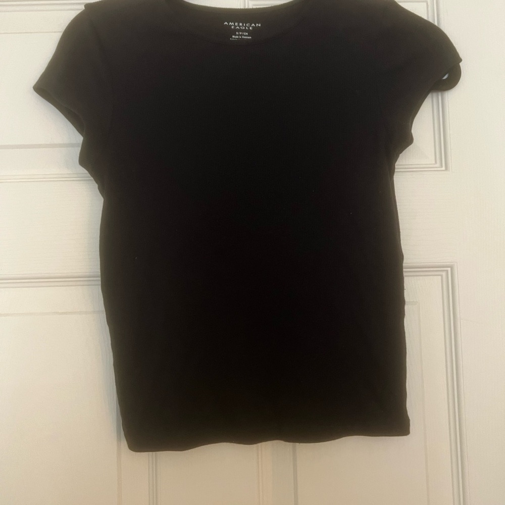 American Eagle Outfitters Classic Black Tee